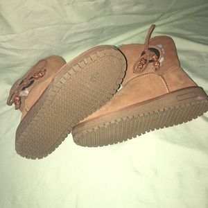 Natural Reflections Boots
